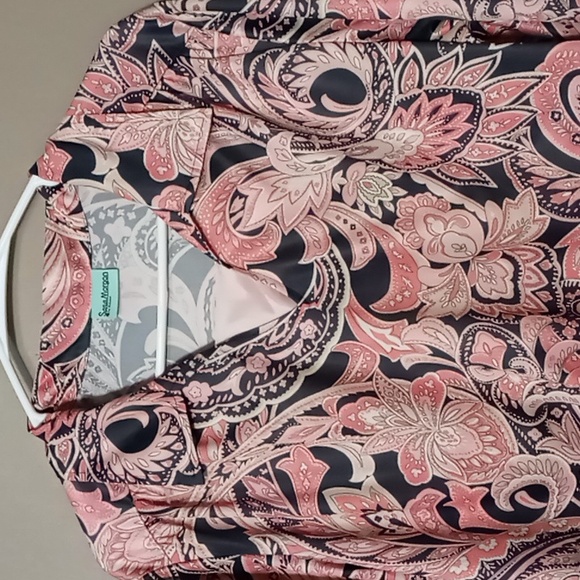 Sara Morgan 3/4 Sleeve Pink Collared Paisley Blouse w Side Slits L - Picture 3 of 5